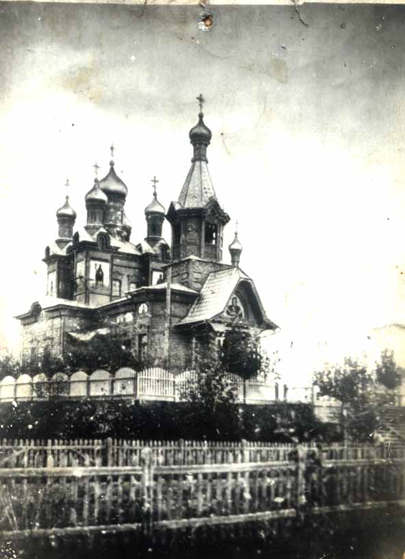 Старинный храм